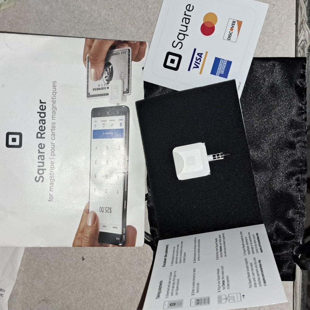 NWT square reader for magstripe. New, never used.